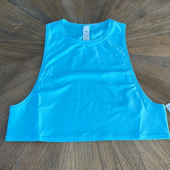 lululemon athletica Tops - NWT Lululemon Muscle Love Tank Crop Sz 4 Kayak Light Blue